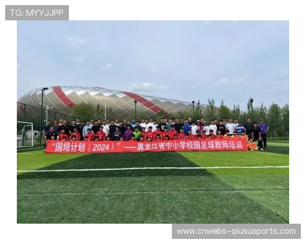 英超“校园计划”扩展至1000所小学，旨在通过足球促进青少年身心健康。